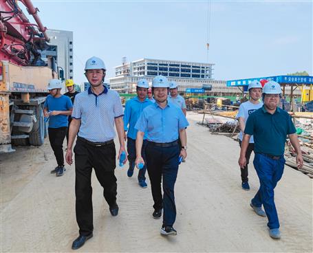 侯立林率队到冶建公司项目开展第三季度综合“航行”检查
